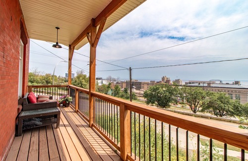 Observation Hill Condo | Mesaba 3 Lake View | Historic Condo