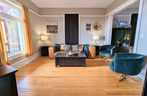 Observation Hill Condo | Mesaba 3 Lake View | Historic Condo
