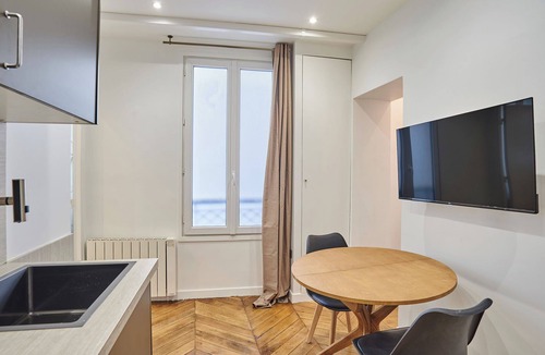 Arts-et-Metiers Apartment | Meslay 5 - Studio Apartment, Sleeps 2
