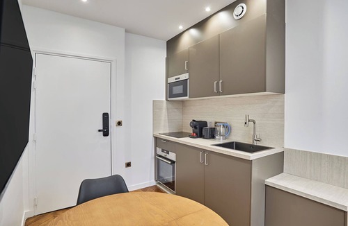 Arts-et-Metiers Apartment | Meslay 5 - Studio Apartment, Sleeps 2