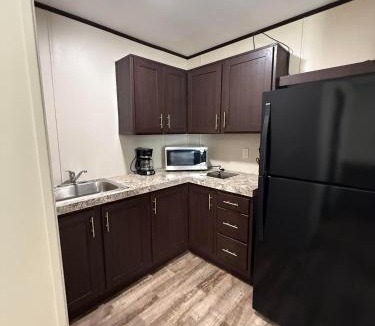 West Odessa Hotel | Mesquite Oasis Lodge