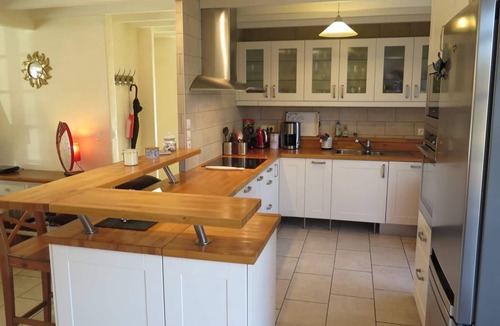 Messanges House | MESSANGES, nice 4-BR villa with swimming-pool