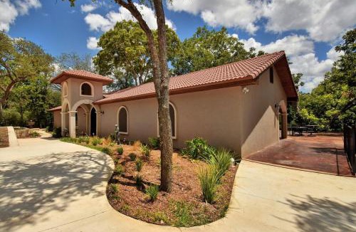 Wimberley Hotel | Messina Inn