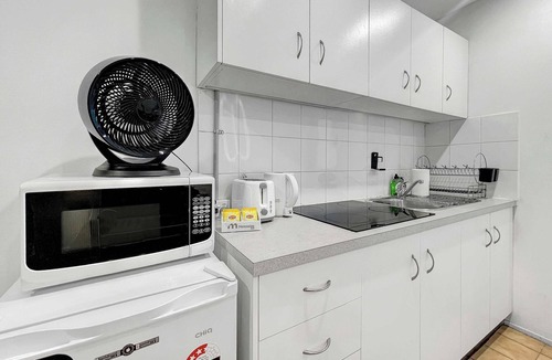 Rushcutters Bay Apartment | MetaWise BnB | Modern Studio Rushcutters Bay | Room 1