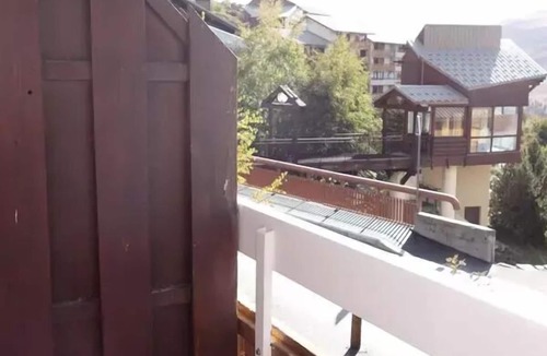 Eclose-Est Apartment | Meteor Residence - ELSE BREAKDOWN EAST BREAKDOWN