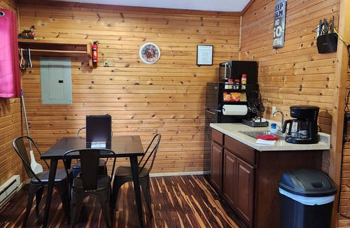 Wellston Cabin | Methner's High Bridge Cabin #3