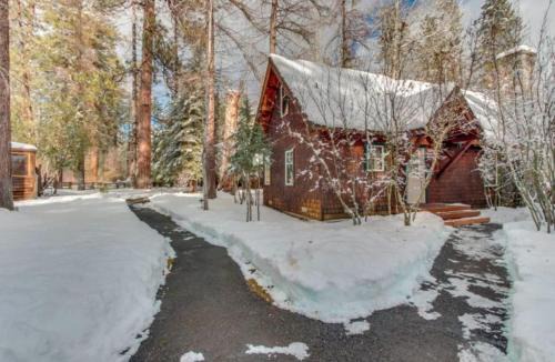 Camp Sherman House | Metolius Cabin 6