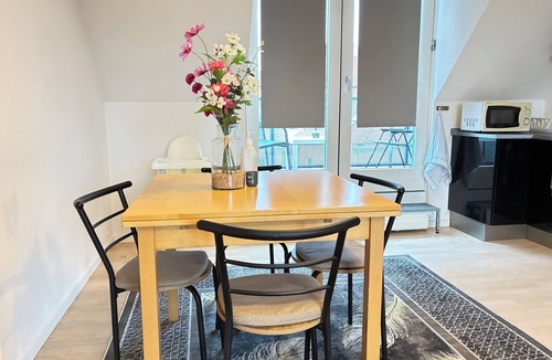 Vanlose Apartment | Metro Apartment cozy and spacious closed to Transport Facilities,