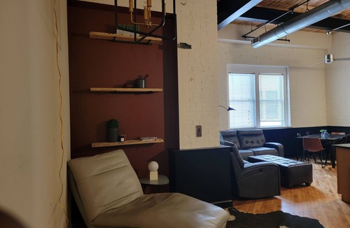 North Chesterfield Apartment | Metro Art Loft + 5 Mins Downtown Richmond