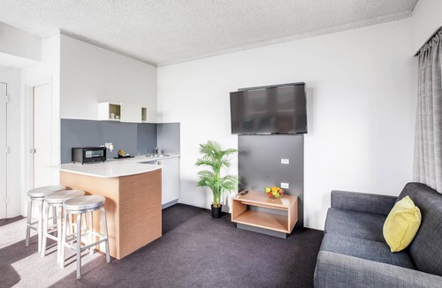 Miranda Hotel | Metro Hotel Miranda