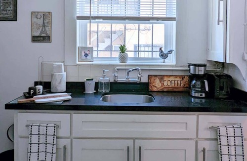 Downtown Long Beach Condo | Metro Paris- Elegant French Themed
