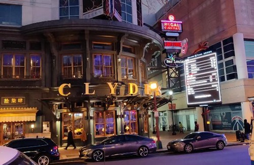 Chinatown Apartment | Metro Suite DC