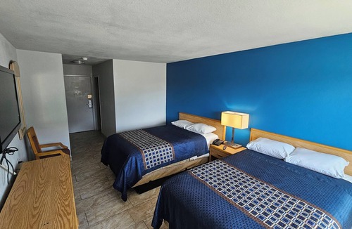 Stockton Hotel | MetroParc 'nSuites