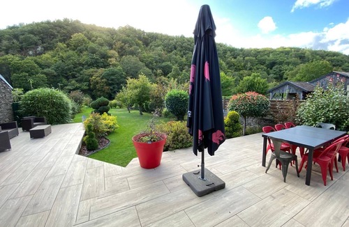 Les Hautes-Rivieres House | Meublé de tourisme* La Rivire. Sleeps 8.