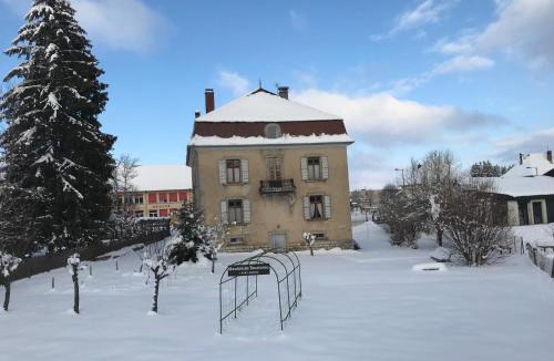 Frasne Apartment | Meublé de tourisme