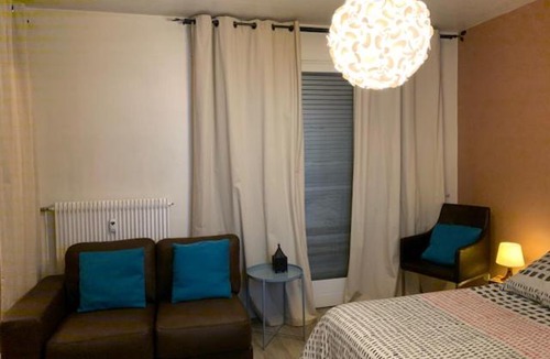 Aix-les-Bains City Center Apartment | Meublé Du Soleil