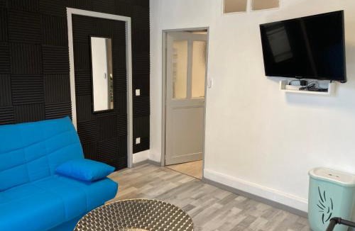 Ouzouer-sur-Loire Apartment | Meublé F2 au RDC