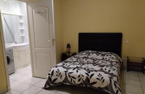 Saint-Didier-sur-Chalaronne Apartment | Meublé Tourisme 2*