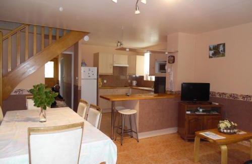 Nogent-sur-Seine House | Meuble de la Tour