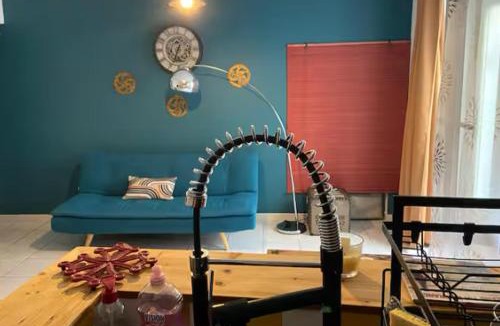 Saint-Andre-de-Sangonis Apartment | Meuble maison vigneronne