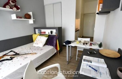 Perralliere Apartment | Meublé proche gare cosy