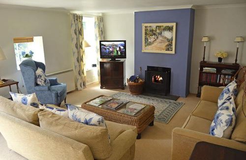 Helston House | Mews Cottage