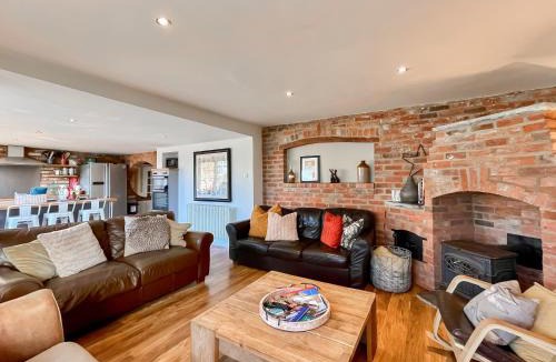 Trowle Common House | Mews Cottage