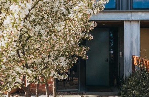 New Gisborne Bed & Breakfast | Mews Cottages