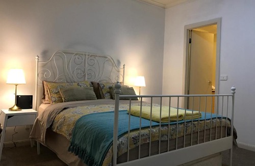 Melbourne Central Business District Apartment | MH CBD Private Apartment @ Flinders Lane