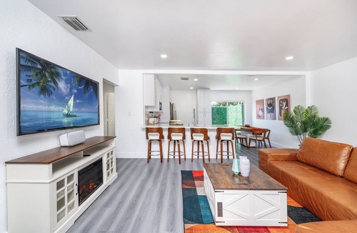 Flagami House | MIA - 4 BDR - 2 BTH - LAUNDRY ROOM - GAMEROOM - BBQ!