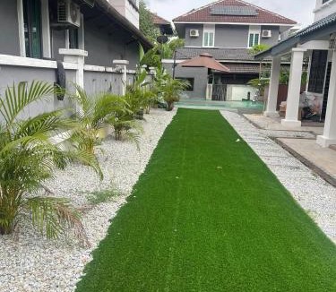 Kampung Bukit Kadir House | MIA guests house