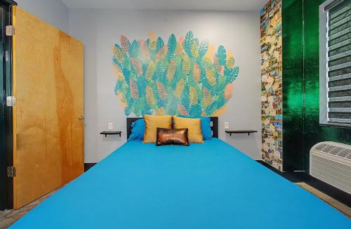 Pacific Hotel | Miami Beach group suite