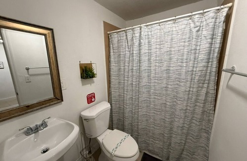 West Little Havana Apartment | Miami Central Rest Pad for 2