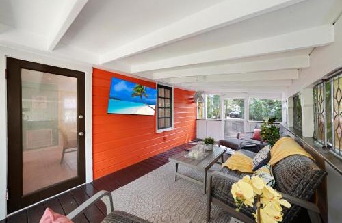South Miami House | Miami Cottage by Dream Vacation