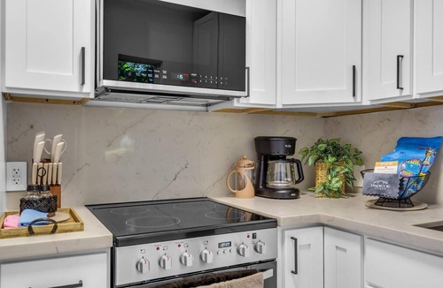 Liberty City House | Miami Cozy Home Next Wynwood & Design District