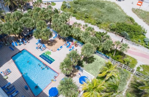 North Beach House | Miami Escape! Close to Art Deco, Port of Miami, Shopping Center! Fitness Center