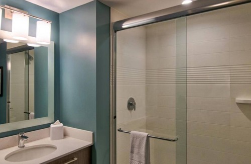 Flagami Apartment | Miami Group Getaway! 3 Elegant Studios, Pool, BBQ