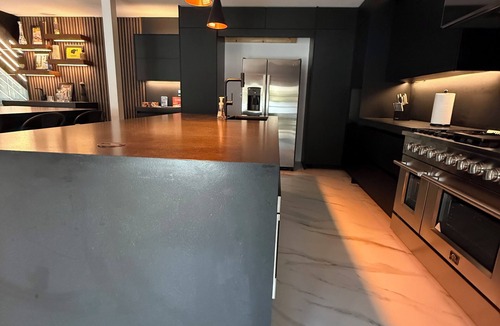 Miami Lakes House | Miami Lakes- 4 Bedroom- Modern Luxury Oasis