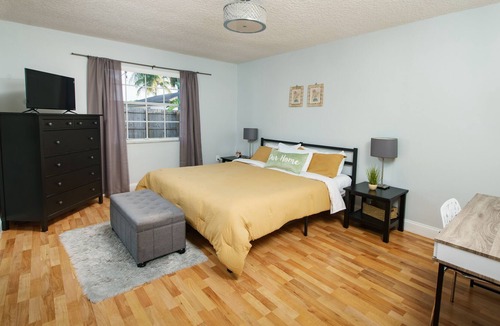Richmond West House | MIAMI “Magic City Getaway” 4/3 W/ Pool