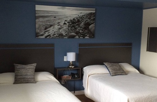 Cap de la Madeleine Hotel | Miami Motel