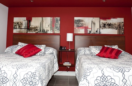 Cap de la Madeleine Hotel | Miami Motel