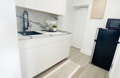 Ludlam Apartment | Miami Paradise Apartment