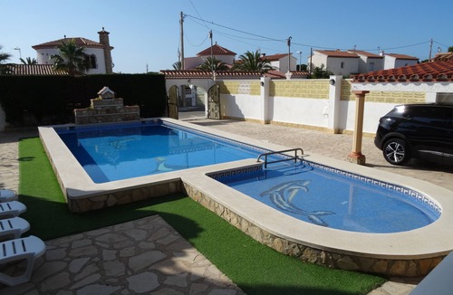 Miami Platja Villa | Miami Playa:Large house (max.11p) with pool+pataugoire,ideal for families