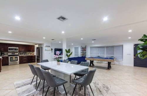 Highland Lakes House | Miami Residence "Casa del Lago"