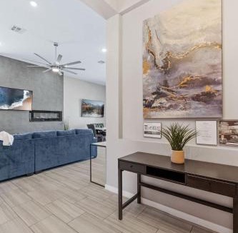 Chamberino House | Miami Style Pool House 4 Bed 3 and a Half Bath Villa