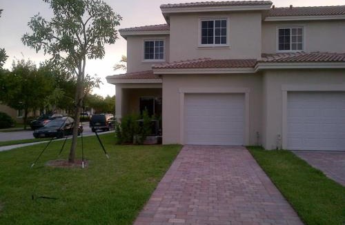 Naranja House | Miami VACATION House Cribkeys