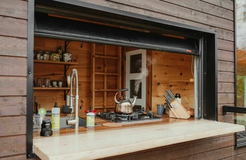 Tay Valley Cabin | Mica Cabin | Remote Off-grid Lakefront Retreat