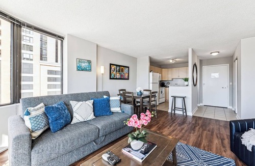 South Loop Condo | MICH AVE #5|Safe DTown Grant Park, Museums 2bd/2ba