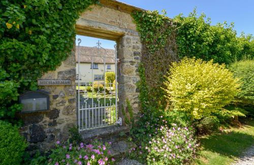 Drewsteignton House | Michaelmas Cottage