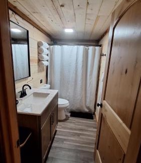 Superior Cabin | Micham's Clark Fork River Retreat